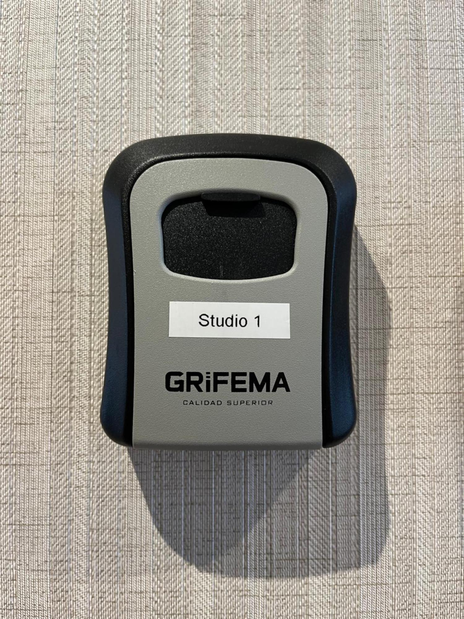 Studios Le Medicis Rouen Bagian luar foto